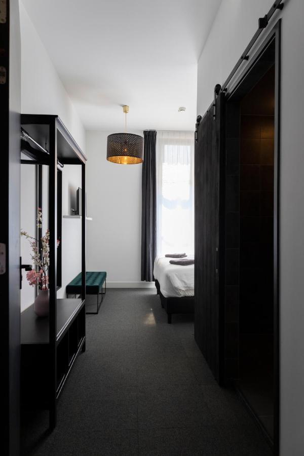 Hotel En Stadscafe De Dam L Hotel Monnickendam Extérieur photo